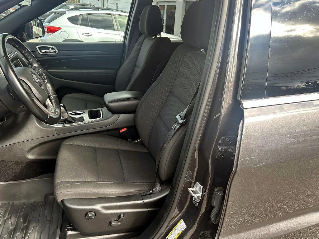 used 2021 Jeep Grand Cherokee car, priced at $23,988