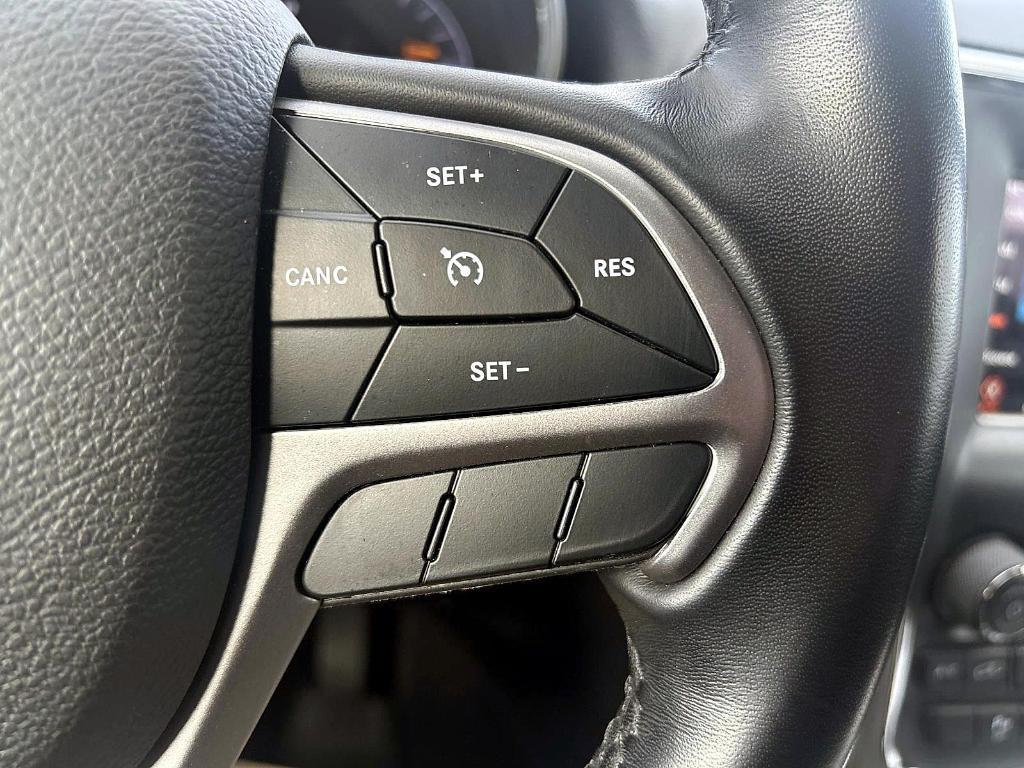 used 2021 Jeep Grand Cherokee car, priced at $23,988