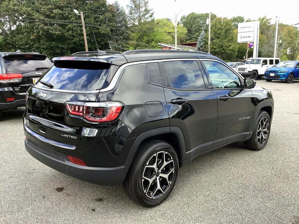 used 2025 Jeep Compass car, priced at $29,788