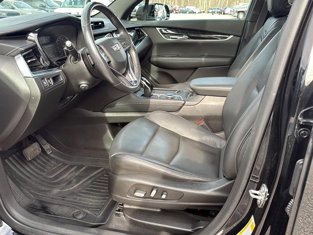 used 2021 Cadillac XT6 car, priced at $27,988