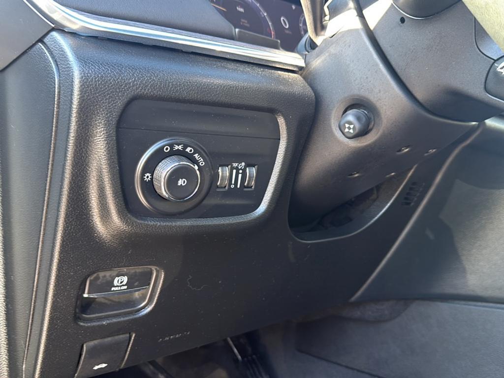 used 2023 Jeep Grand Cherokee L car, priced at $41,988