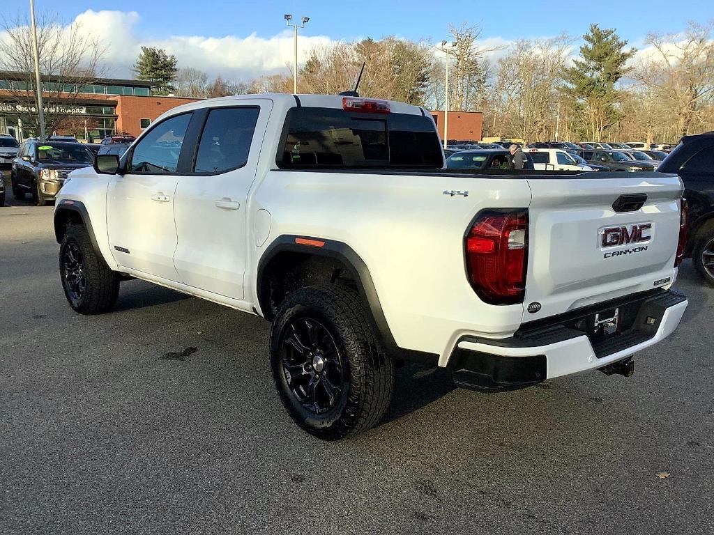 used 2024 GMC Canyon car, priced at $35,988