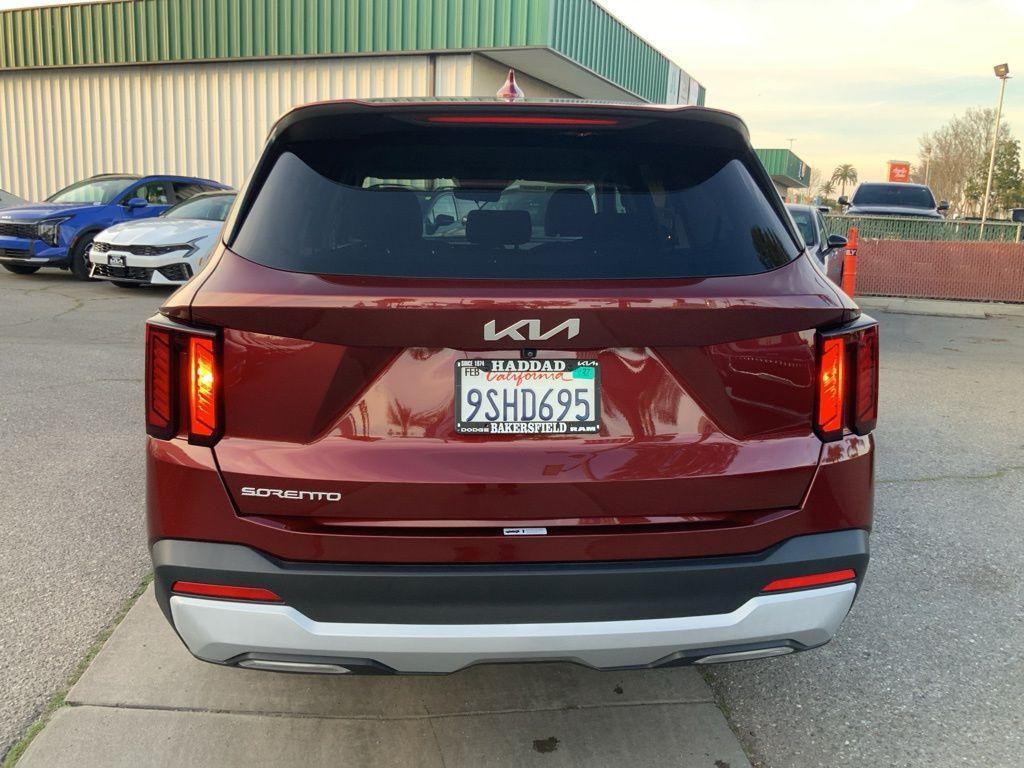 used 2025 Kia Sorento car, priced at $32,721