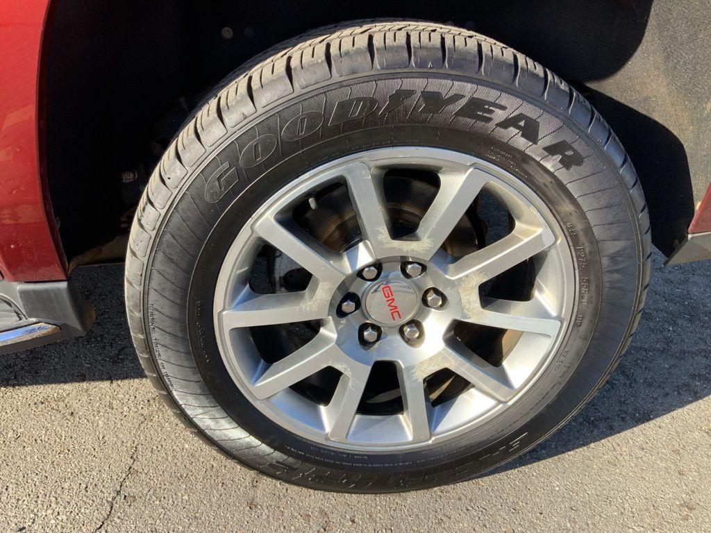 used 2020 GMC Yukon XL car, priced at $36,985