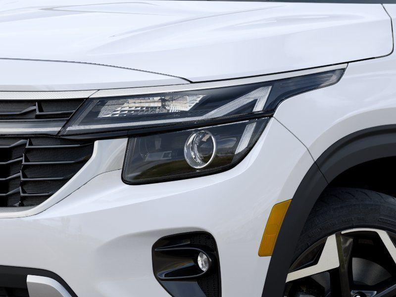new 2026 Kia Seltos car, priced at $29,185