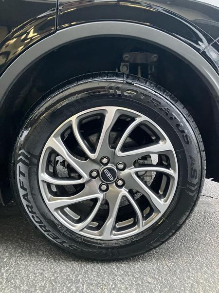 used 2022 Lincoln Corsair car, priced at $25,980