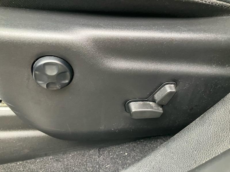 used 2021 Jeep Grand Cherokee car, priced at $24,880