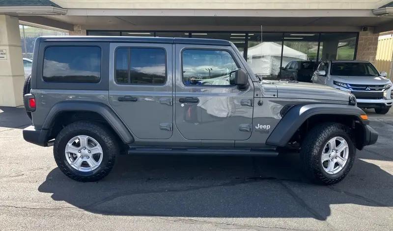 used 2020 Jeep Wrangler Unlimited car, priced at $27,580