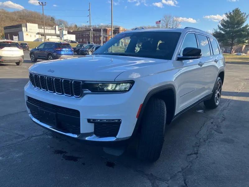 used 2024 Jeep Grand Cherokee L car, priced at $33,280