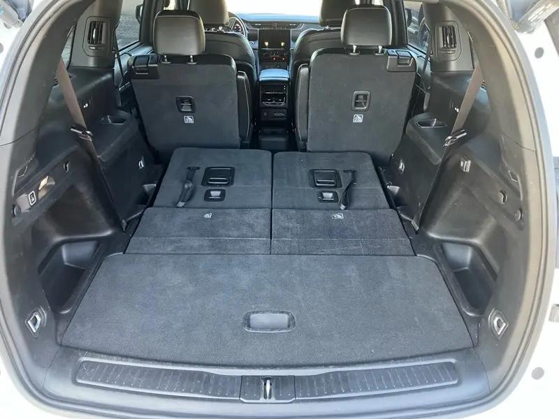 used 2024 Jeep Grand Cherokee L car, priced at $33,280