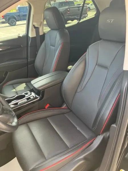 used 2023 Buick Envision car, priced at $31,480