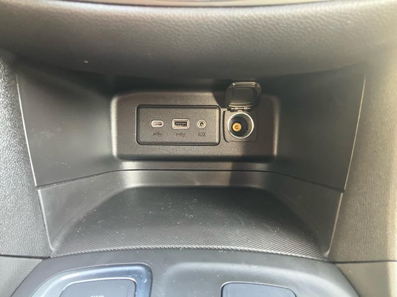 used 2022 Chevrolet Equinox car, priced at $23,480