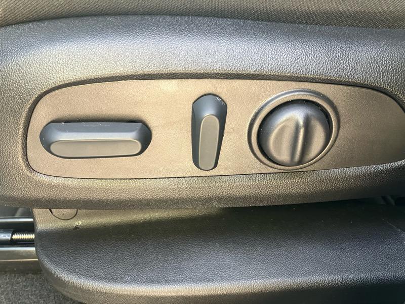 used 2022 Chevrolet Equinox car, priced at $23,480