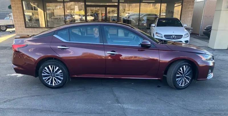 used 2023 Nissan Altima car, priced at $21,780