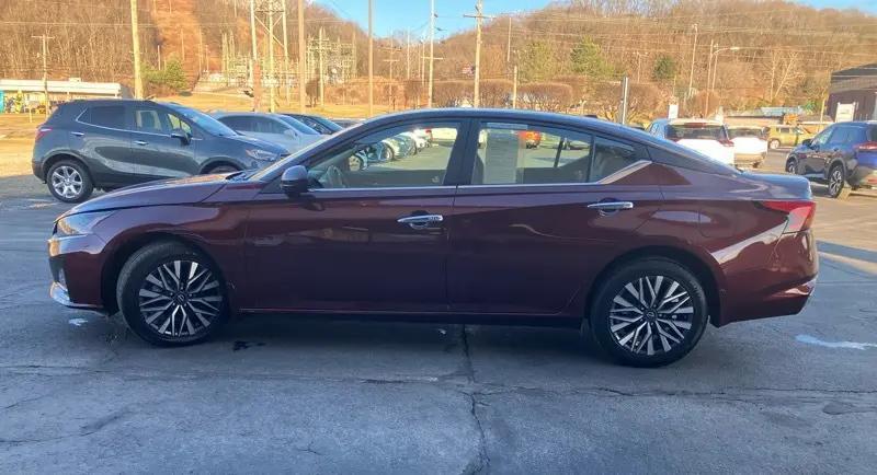 used 2023 Nissan Altima car, priced at $21,780