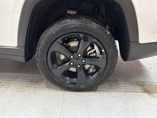 new 2025 Jeep Grand Cherokee L car, priced at $43,780