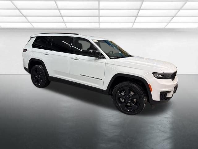 new 2025 Jeep Grand Cherokee L car, priced at $43,780
