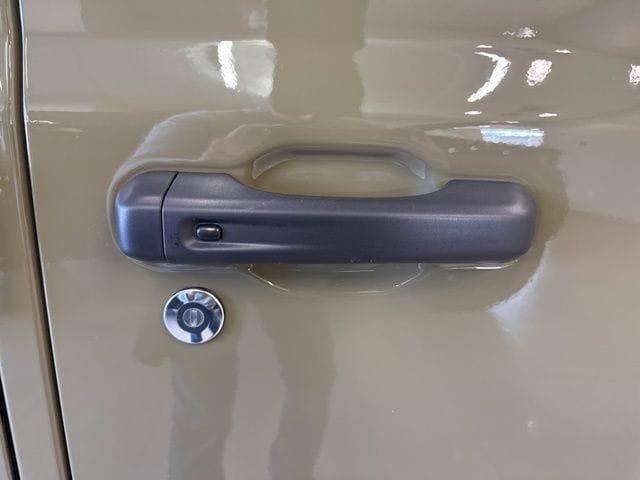 new 2026 Jeep Gladiator car, priced at $49,760