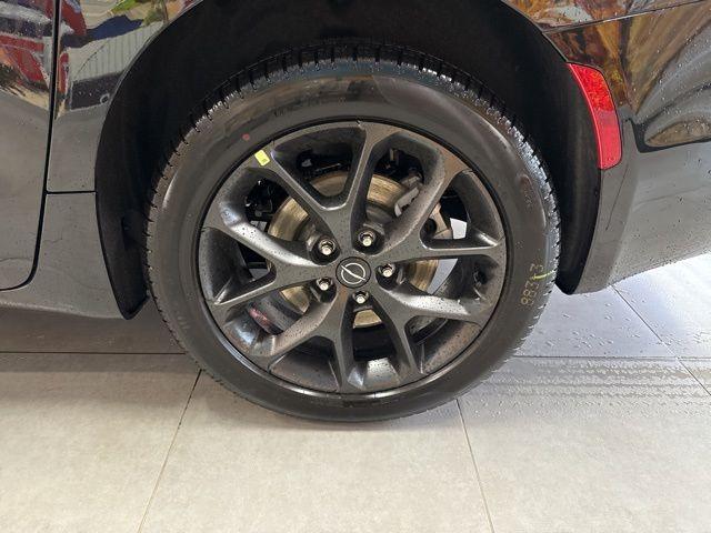 new 2026 Chrysler Pacifica car, priced at $46,475