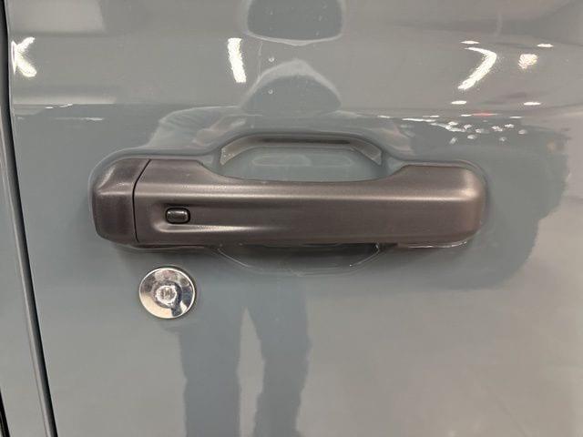 new 2026 Jeep Gladiator car, priced at $61,950