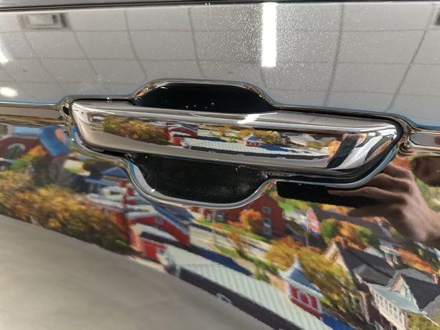 new 2025 Jeep Grand Cherokee L car, priced at $52,660