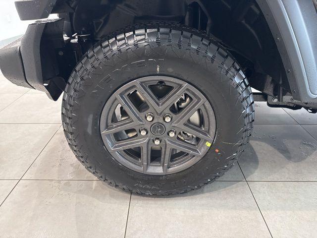 new 2026 Jeep Wrangler car, priced at $45,685