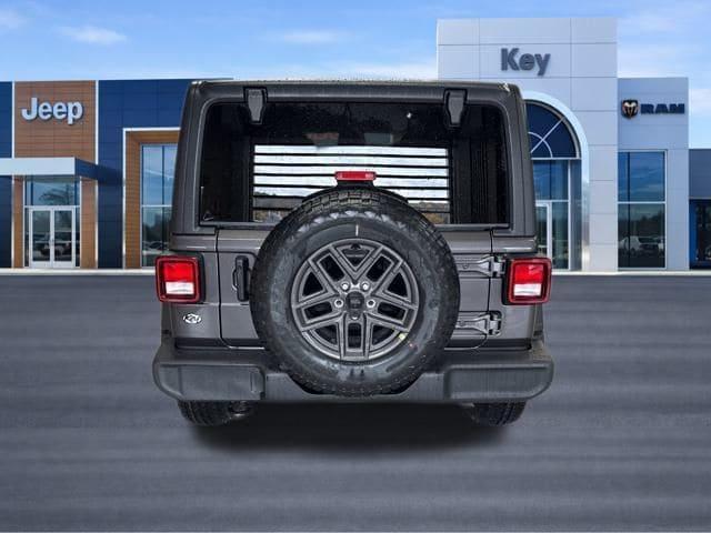 new 2026 Jeep Wrangler car, priced at $45,685