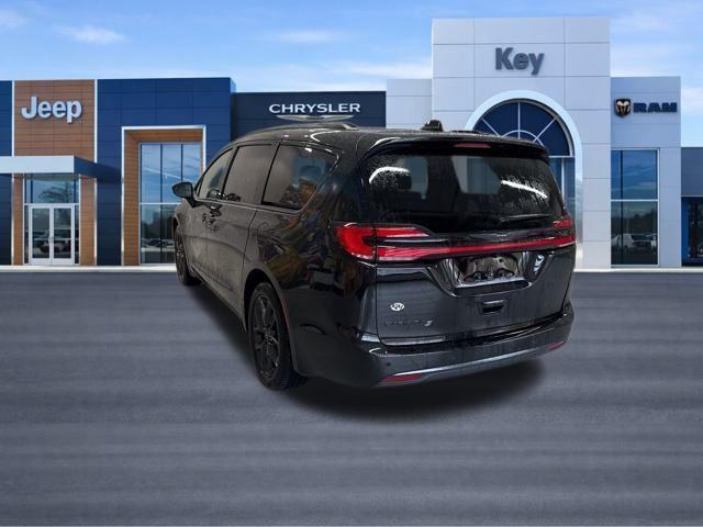new 2026 Chrysler Pacifica car, priced at $45,280