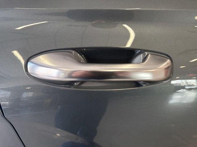 used 2024 Hyundai Palisade car, priced at $32,499