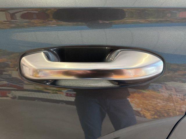 used 2024 Hyundai Palisade car, priced at $32,499