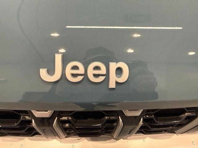 new 2026 Jeep Grand Cherokee car, priced at $43,660