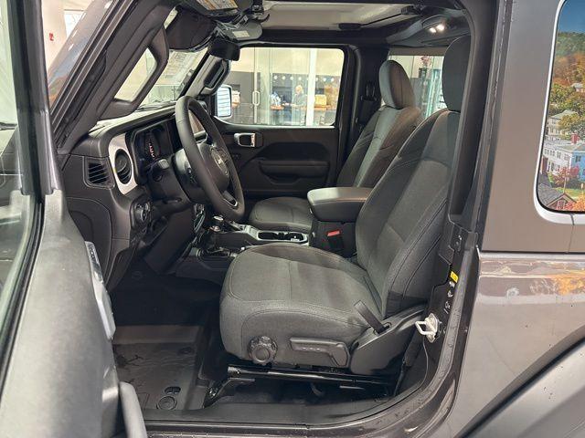 new 2026 Jeep Wrangler car, priced at $44,865