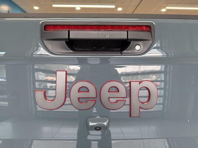 new 2026 Jeep Gladiator car, priced at $59,780