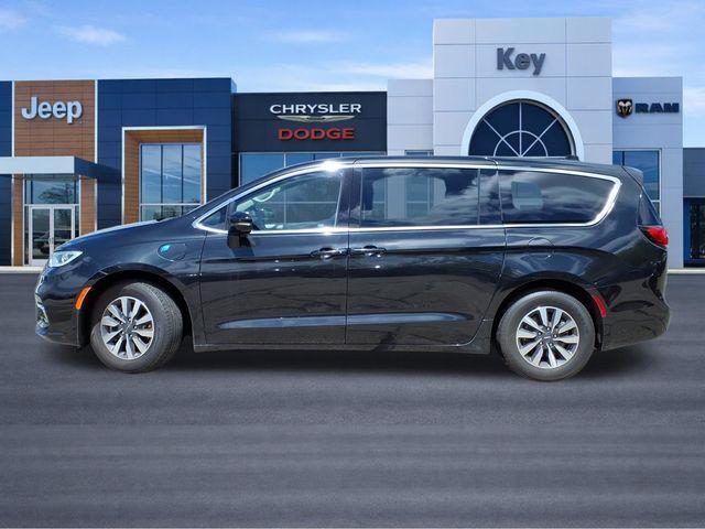 used 2024 Chrysler Pacifica Hybrid car, priced at $26,395