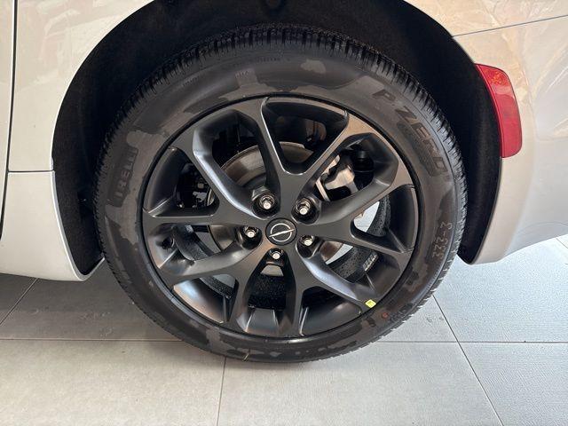 new 2026 Chrysler Pacifica car, priced at $44,975