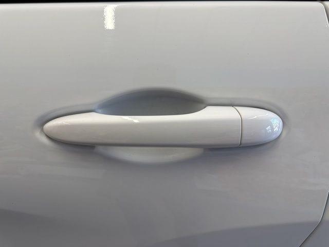 used 2023 Jeep Cherokee car, priced at $19,799