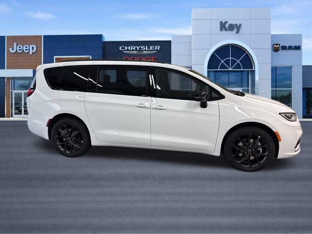 new 2026 Chrysler Pacifica car, priced at $50,030