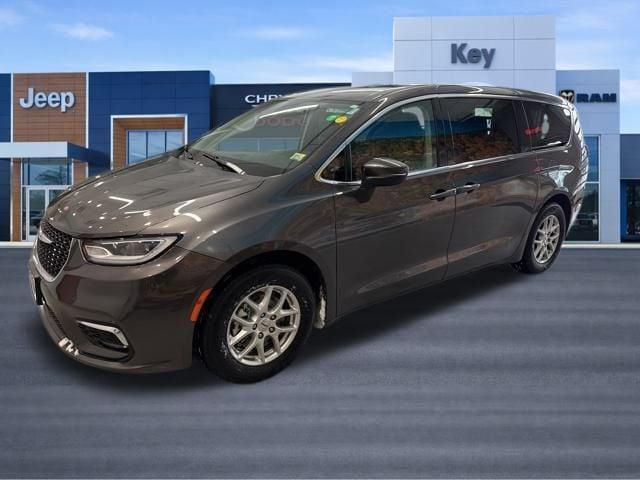 used 2023 Chrysler Pacifica car, priced at $23,599