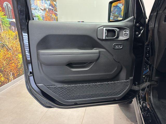 new 2026 Jeep Gladiator car, priced at $49,760