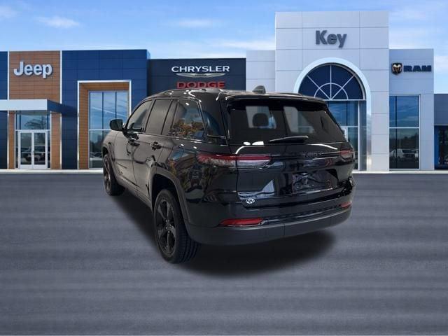 new 2025 Jeep Grand Cherokee car, priced at $43,625