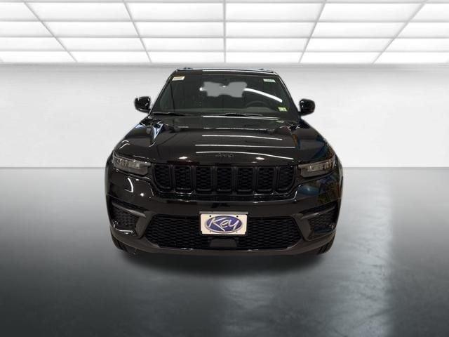 new 2025 Jeep Grand Cherokee car, priced at $43,125