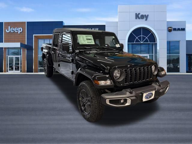new 2026 Jeep Gladiator car, priced at $46,630