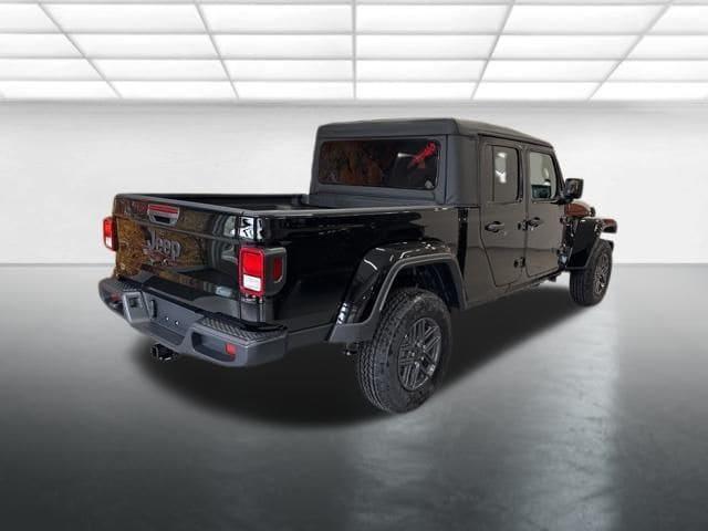 new 2026 Jeep Gladiator car, priced at $46,630