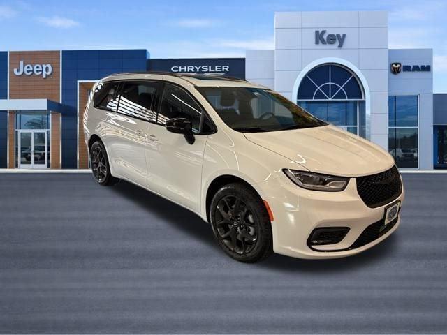 new 2026 Chrysler Pacifica car, priced at $50,240