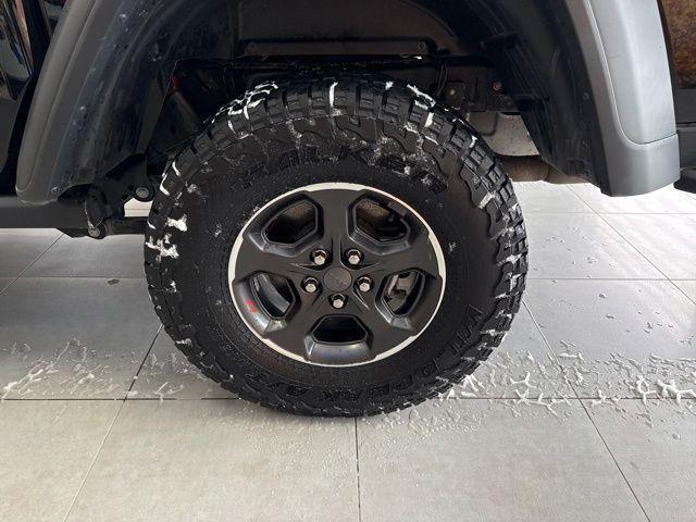 used 2023 Jeep Gladiator car, priced at $37,099