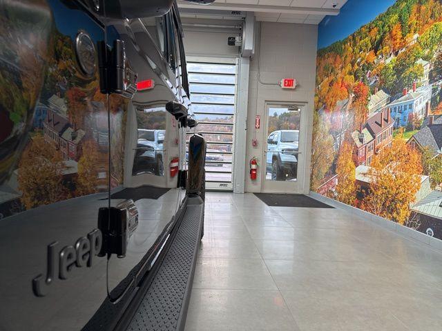 new 2025 Jeep Gladiator car, priced at $47,145