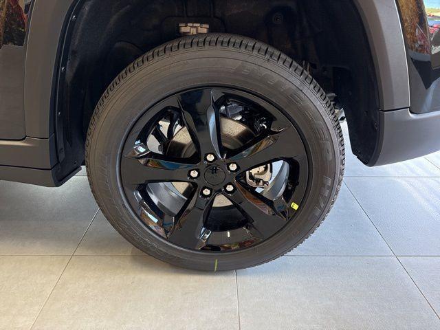 new 2025 Jeep Grand Cherokee car, priced at $42,625