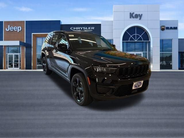 new 2025 Jeep Grand Cherokee car, priced at $43,625