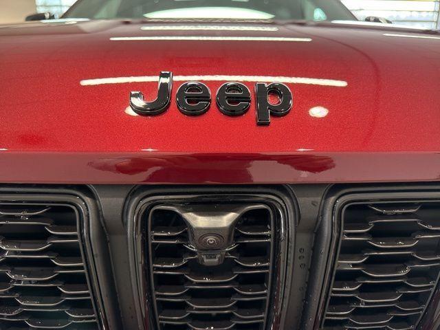 new 2025 Jeep Grand Cherokee car, priced at $48,910