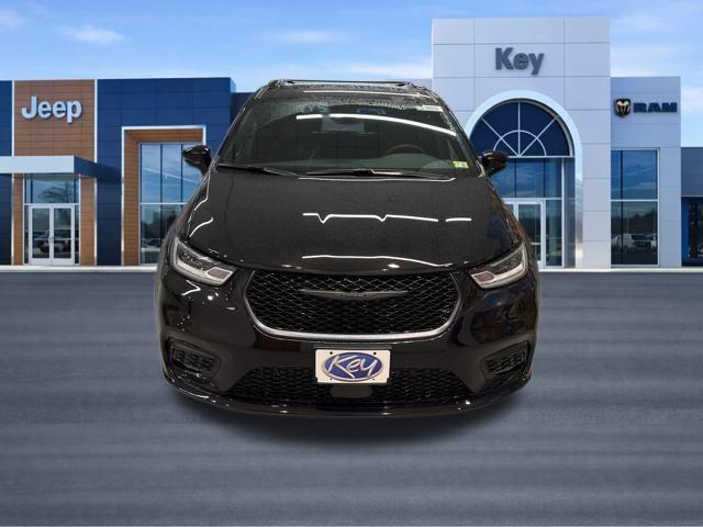 new 2026 Chrysler Pacifica car, priced at $43,780